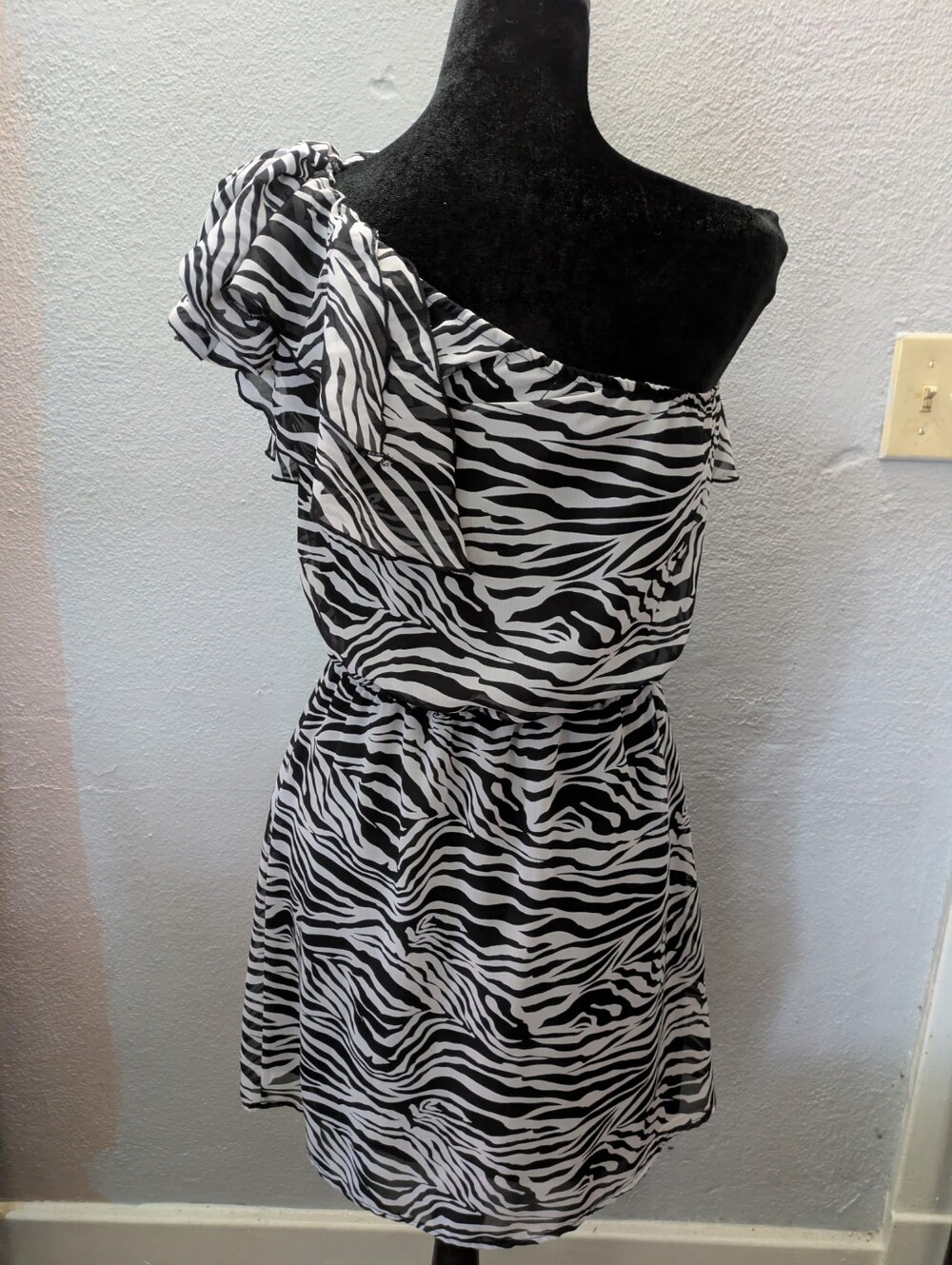eyelash couture One-Shoulder Zebra Print Dress - Black & White
